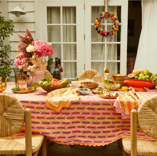 How to Host the Perfect Summer Dinner Party image